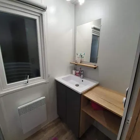 La Reserve 4 Etoiles A Emplacement 594 3ch 1sdb 8 Personnes * Gastes